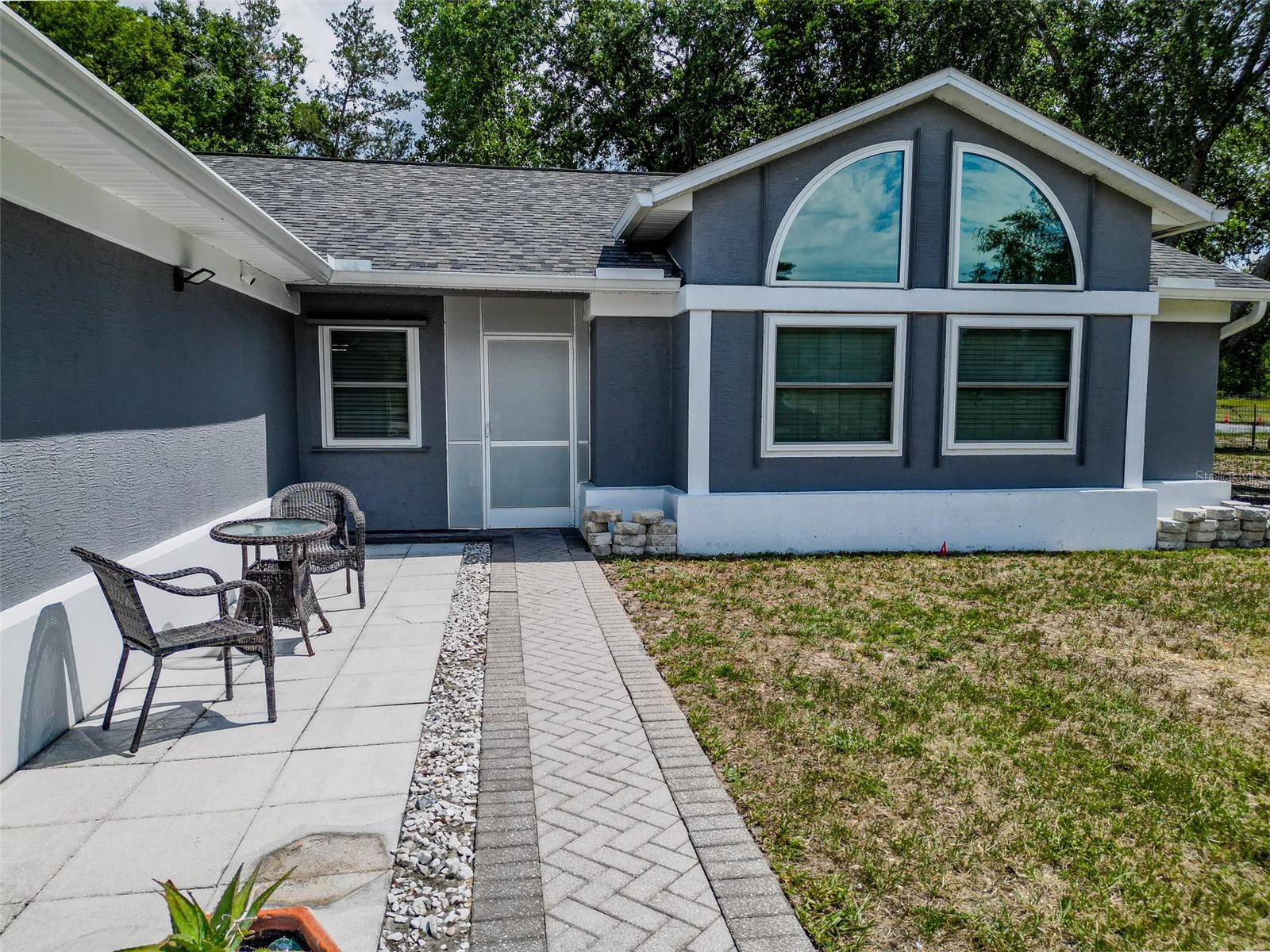 12090 Venice Dr Property Photo 3