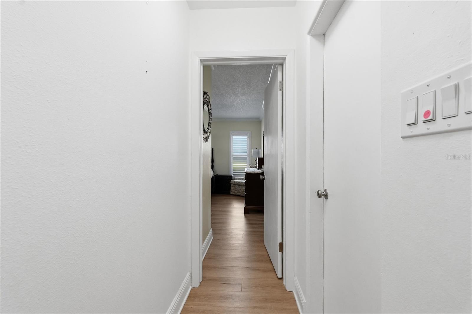 2900 Park St N Property Photo 23