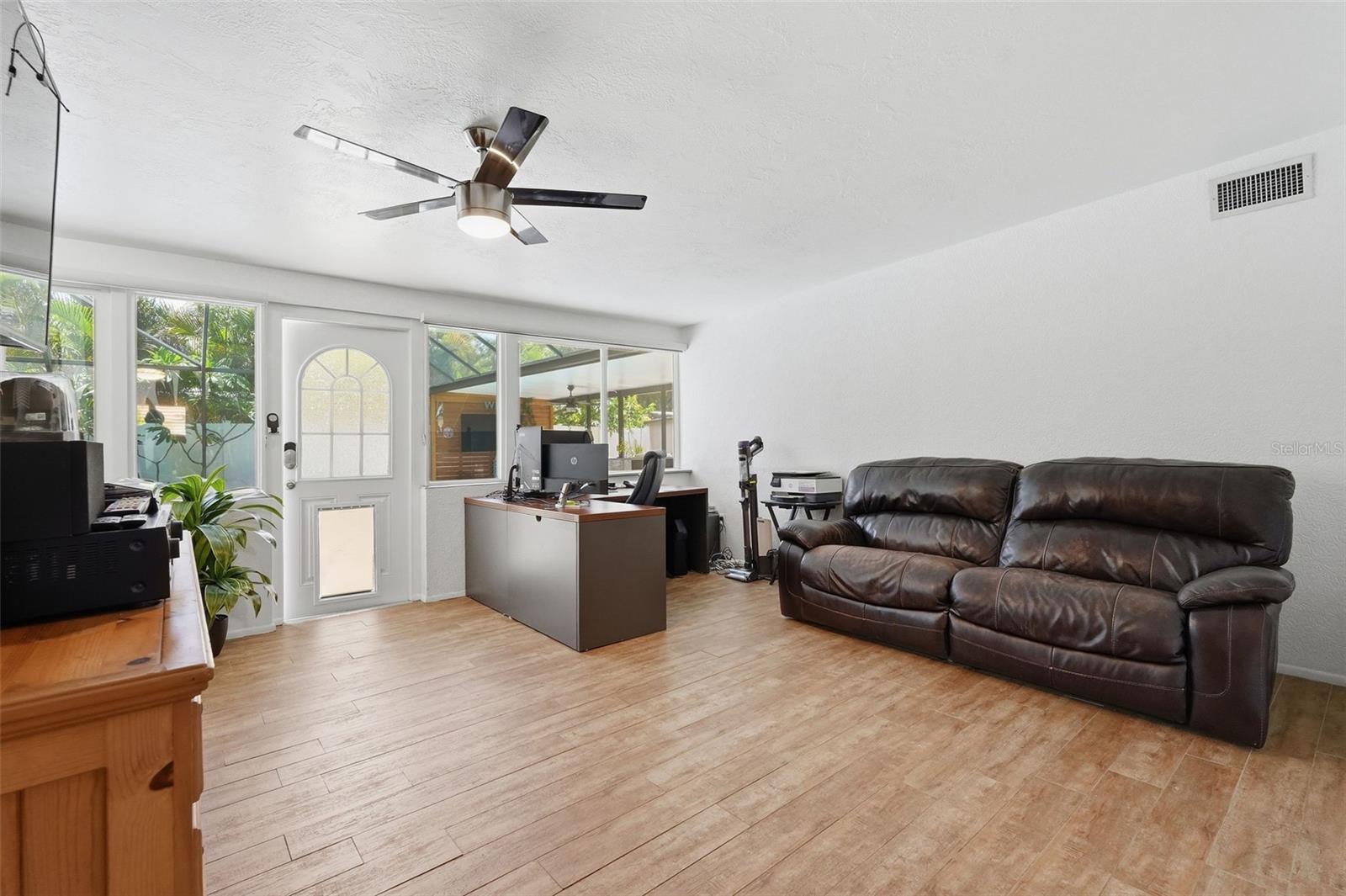 2900 Park St N Property Photo 50