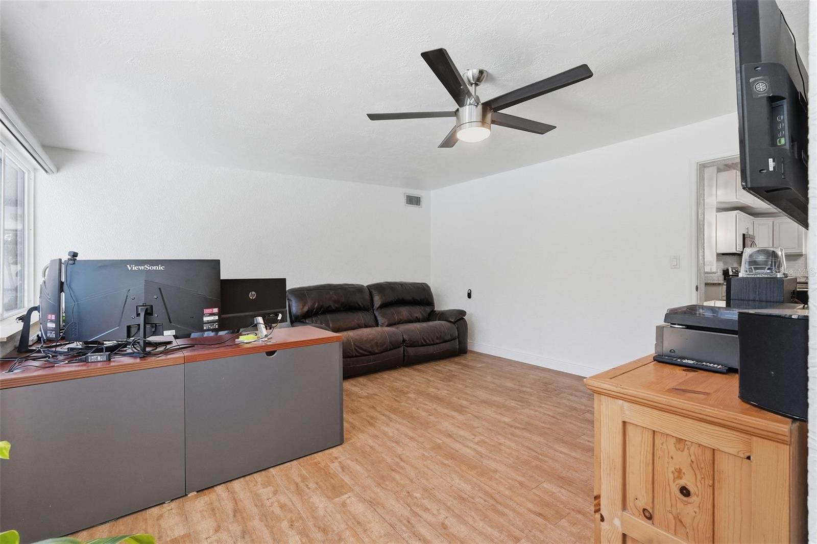 2900 Park St N Property Photo 53