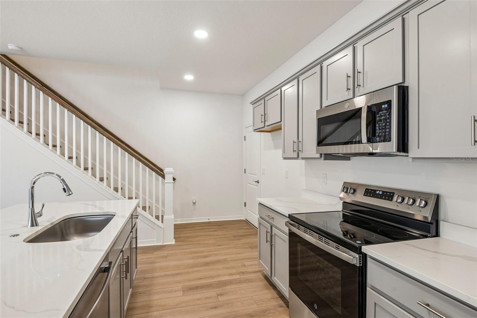 616 Silver Stream Ct Property Photo 19