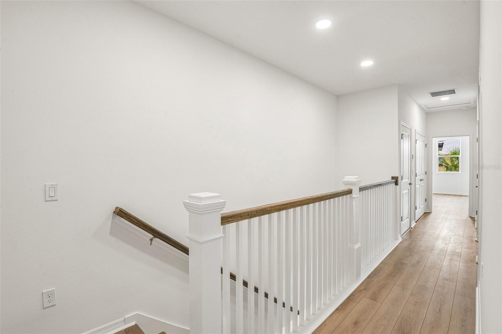 616 Silver Stream Ct Property Photo 20