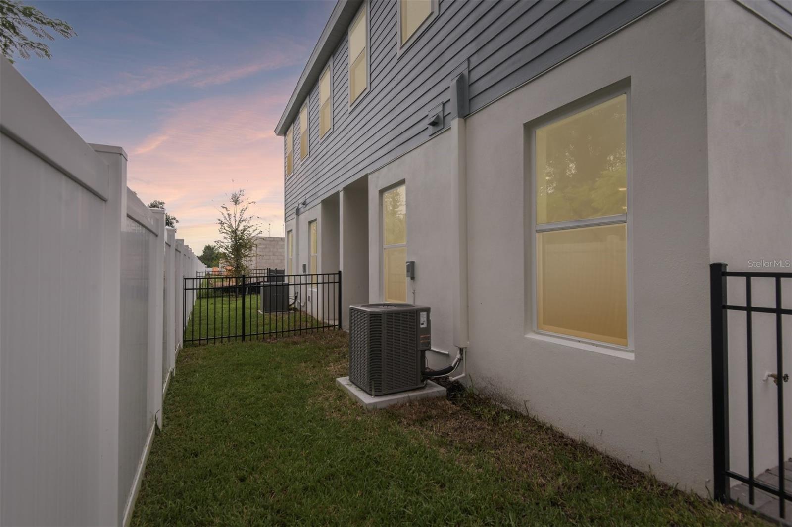616 Silver Stream Ct Property Photo 49