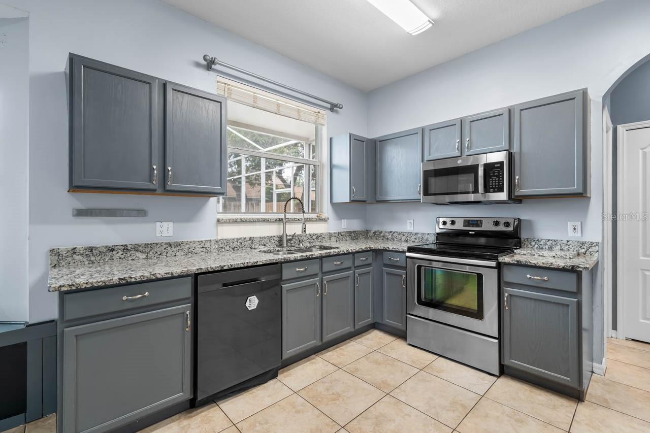 9839 Laurel Ledge Dr Property Photo 17