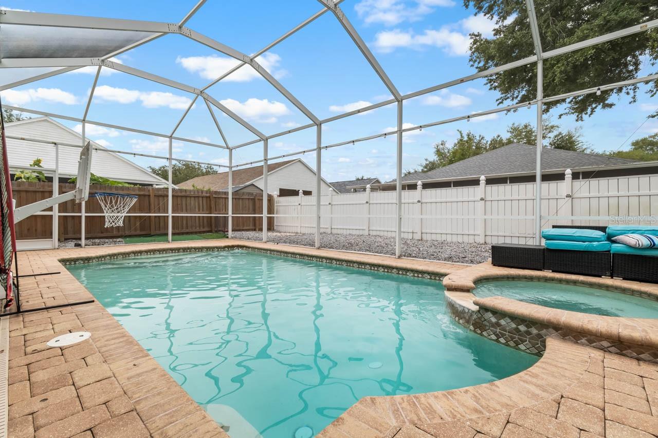 9839 Laurel Ledge Dr Property Photo 39