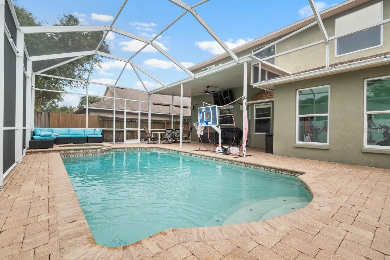 9839 Laurel Ledge Dr Property Photo 40