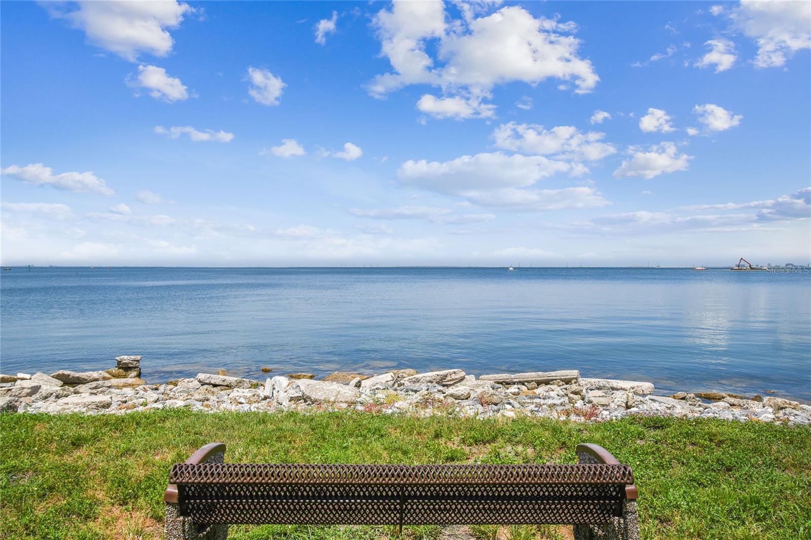 TB8515856 Property Photo 5