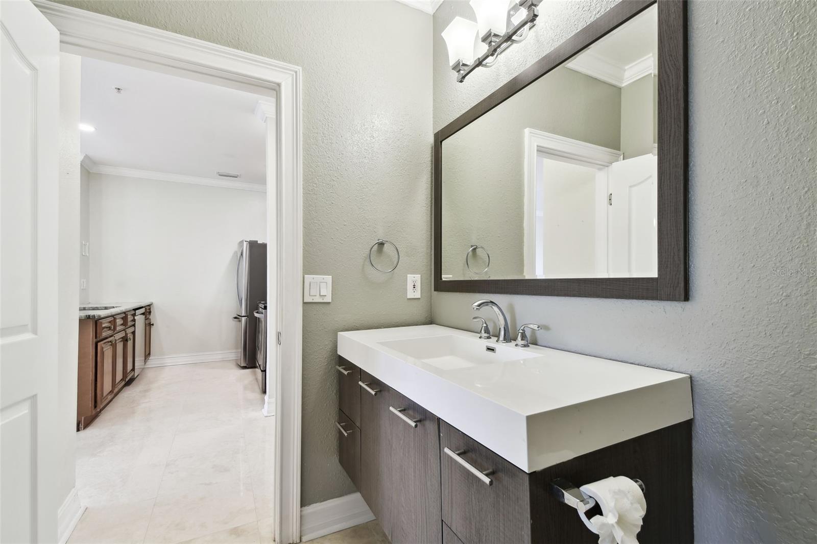 TB8515856 Property Photo 18