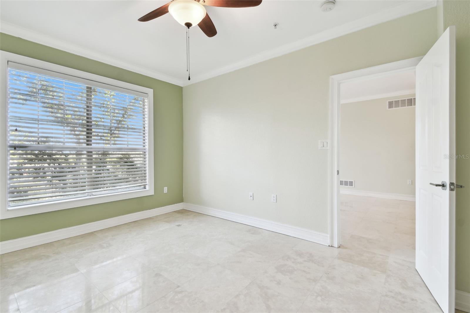 TB8515856 Property Photo 21