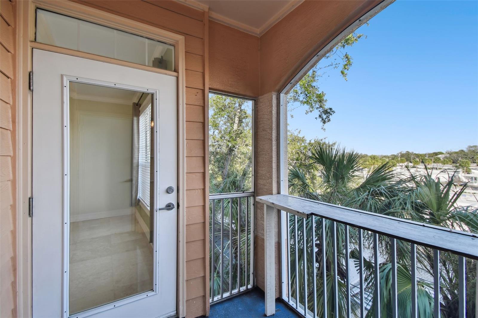 TB8515856 Property Photo 33