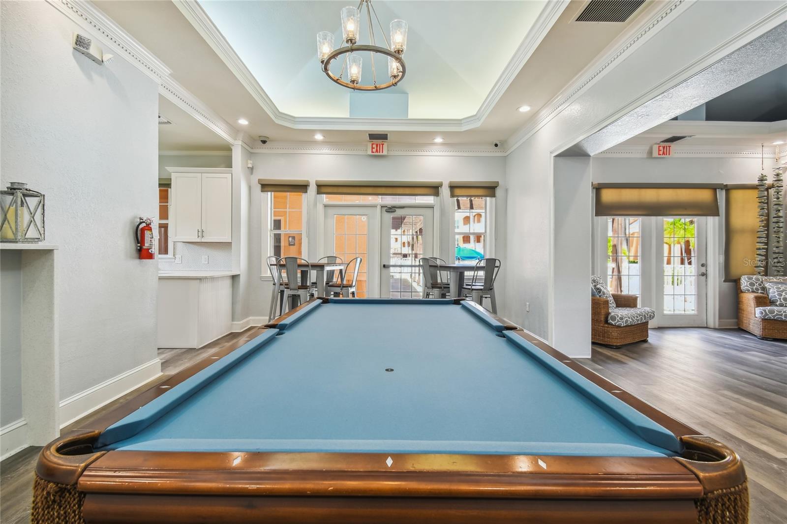 TB8515856 Property Photo 76