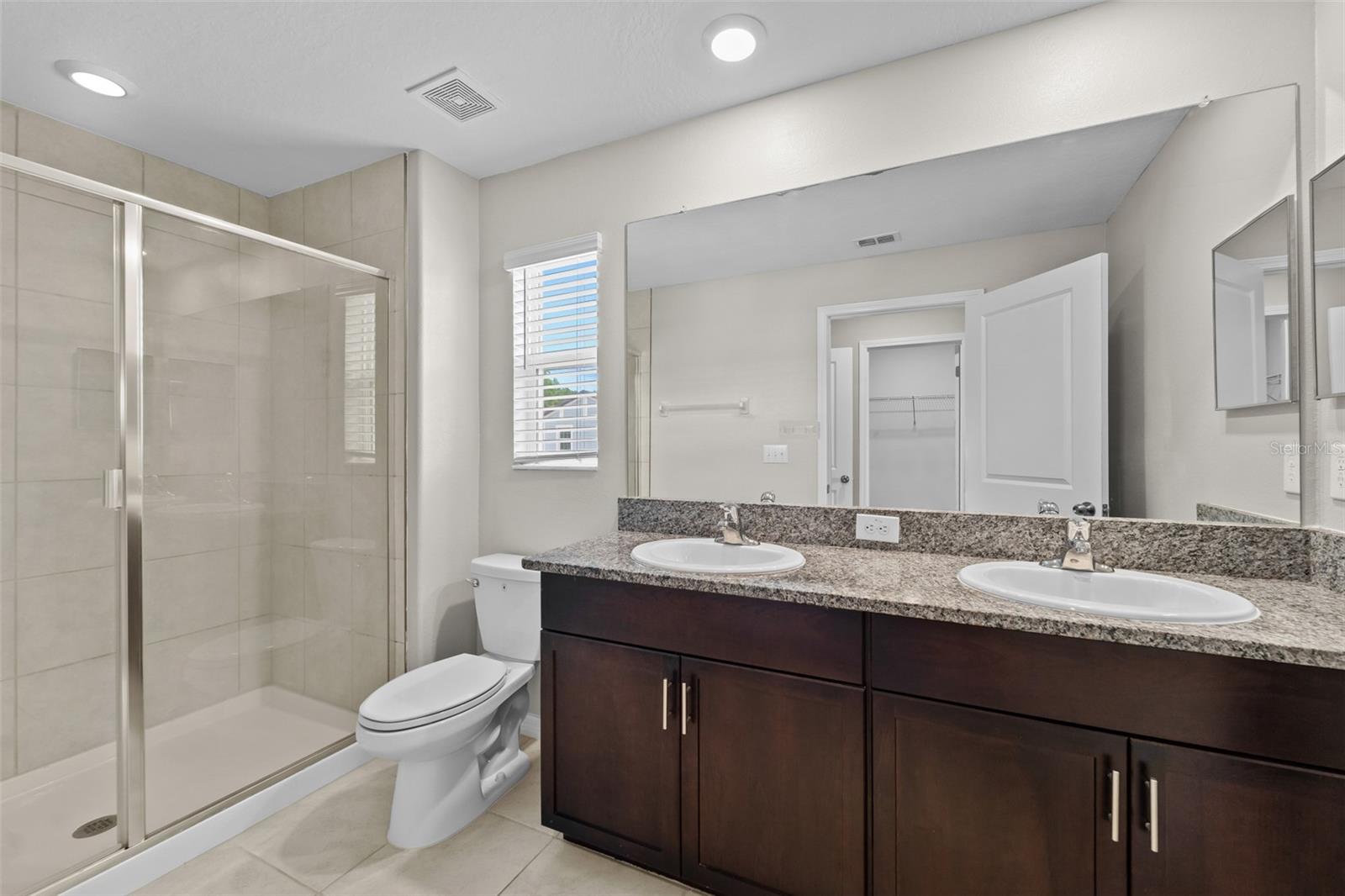 2188 Cerulean Sky Dr Property Photo 16