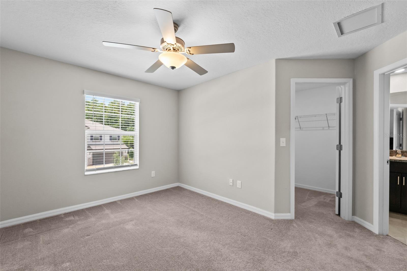 2188 Cerulean Sky Dr Property Photo 18