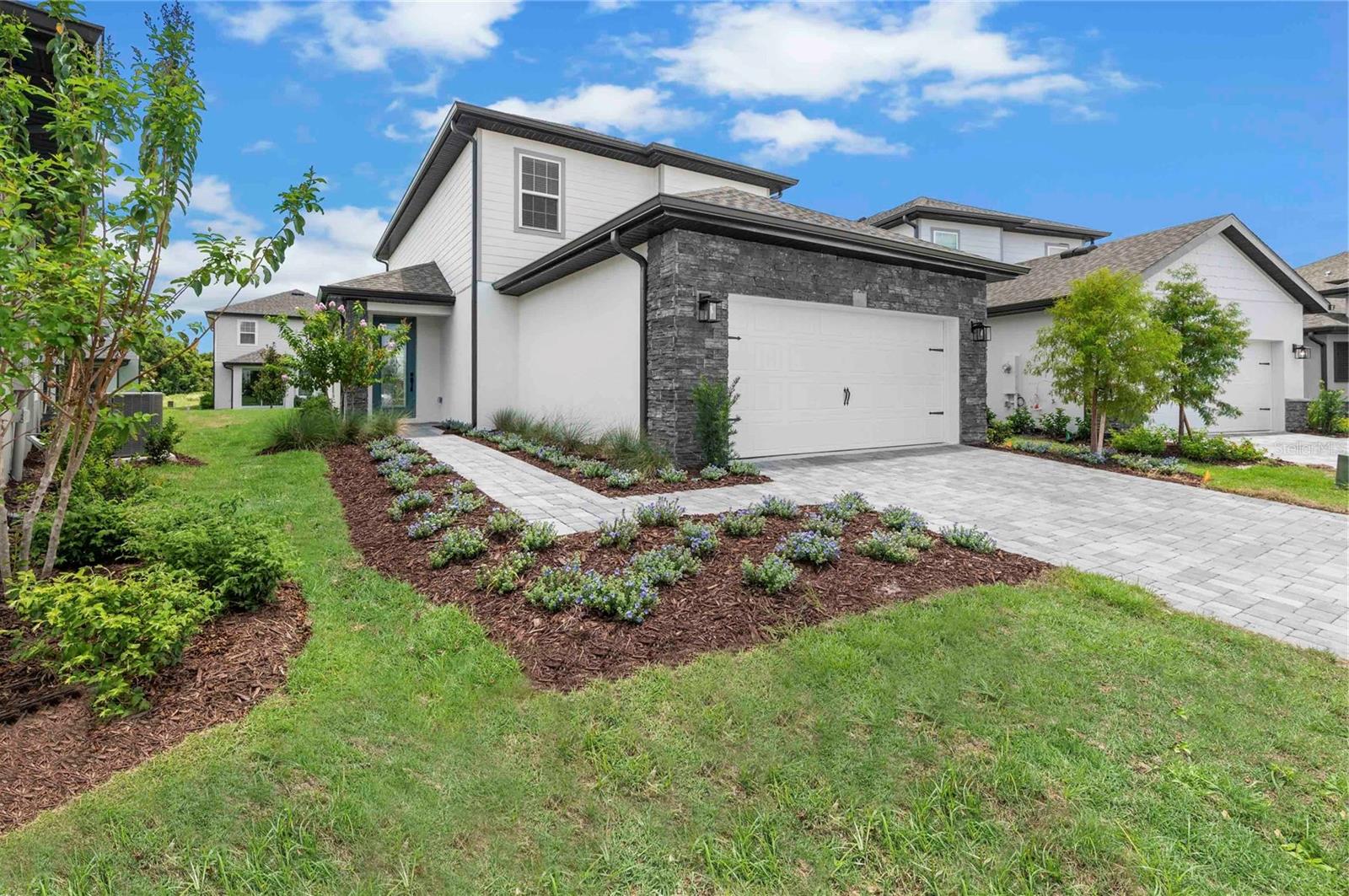 7899 SOMERSWORTH DR