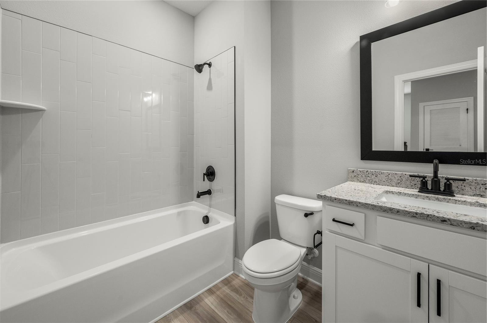 7899 Somersworth Dr Property Photo 10