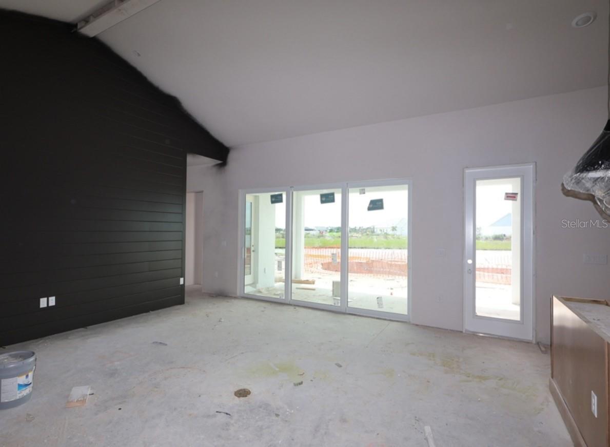 17676 Foxtail Loop Property Photo 12