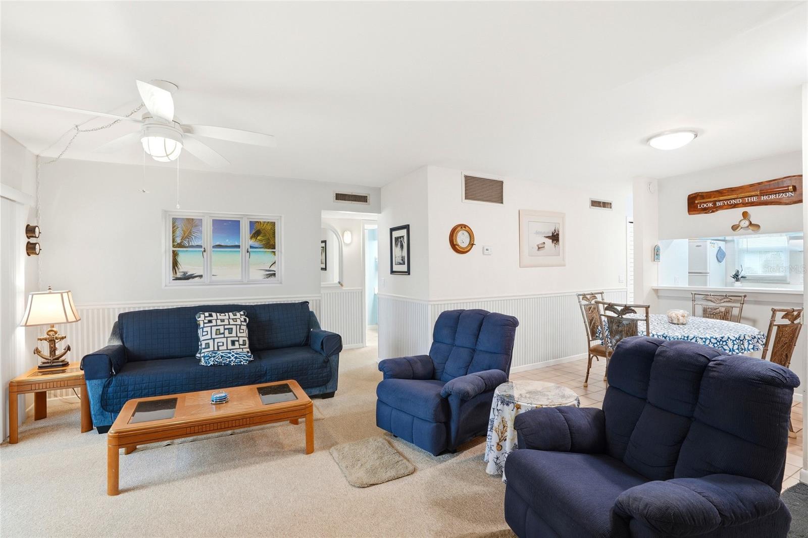 320 Medallion Blvd #h Property Photo 5