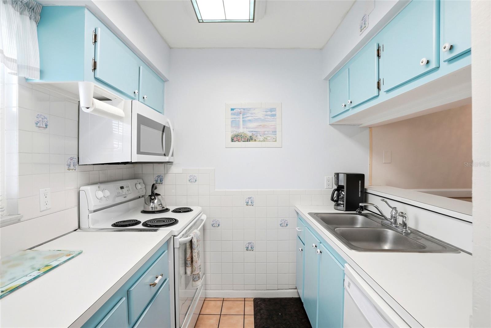 320 Medallion Blvd #h Property Photo 11