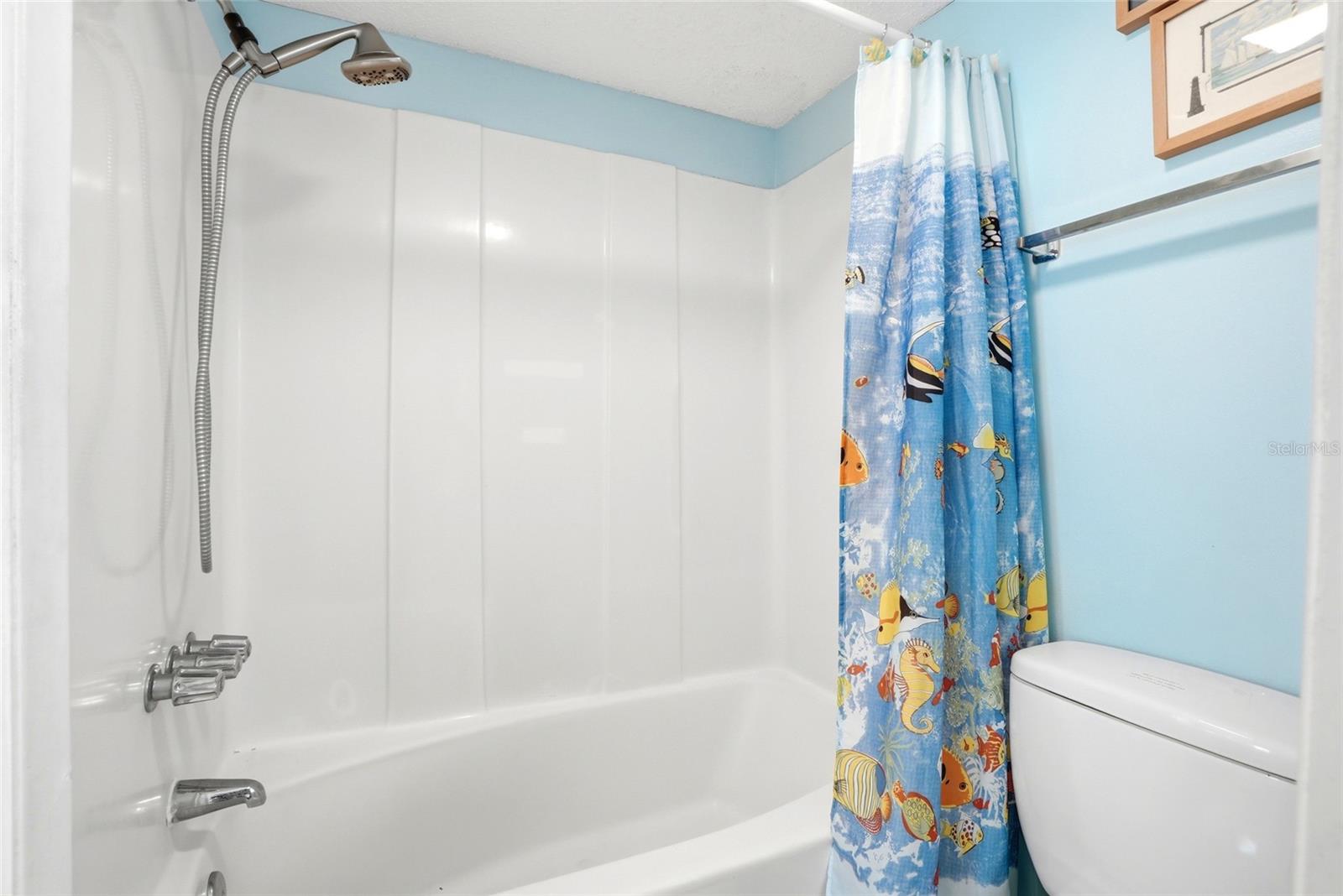 320 Medallion Blvd #h Property Photo 21