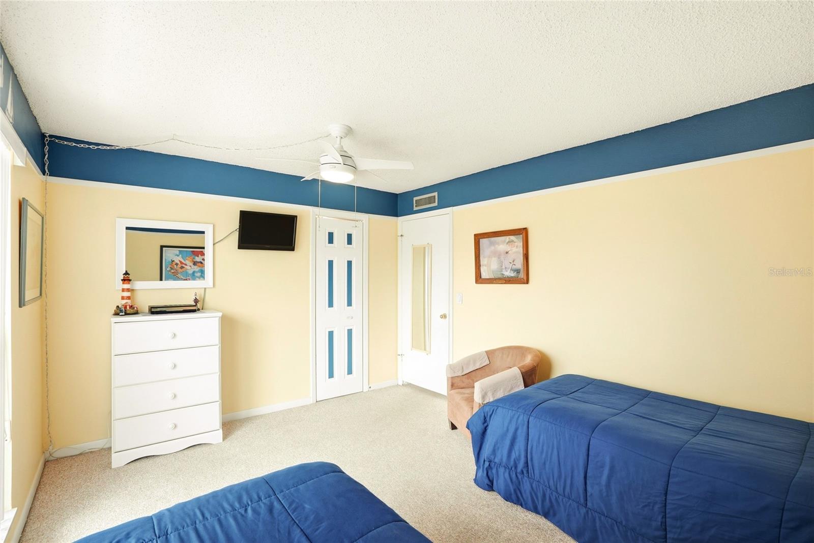 320 Medallion Blvd #h Property Photo 23