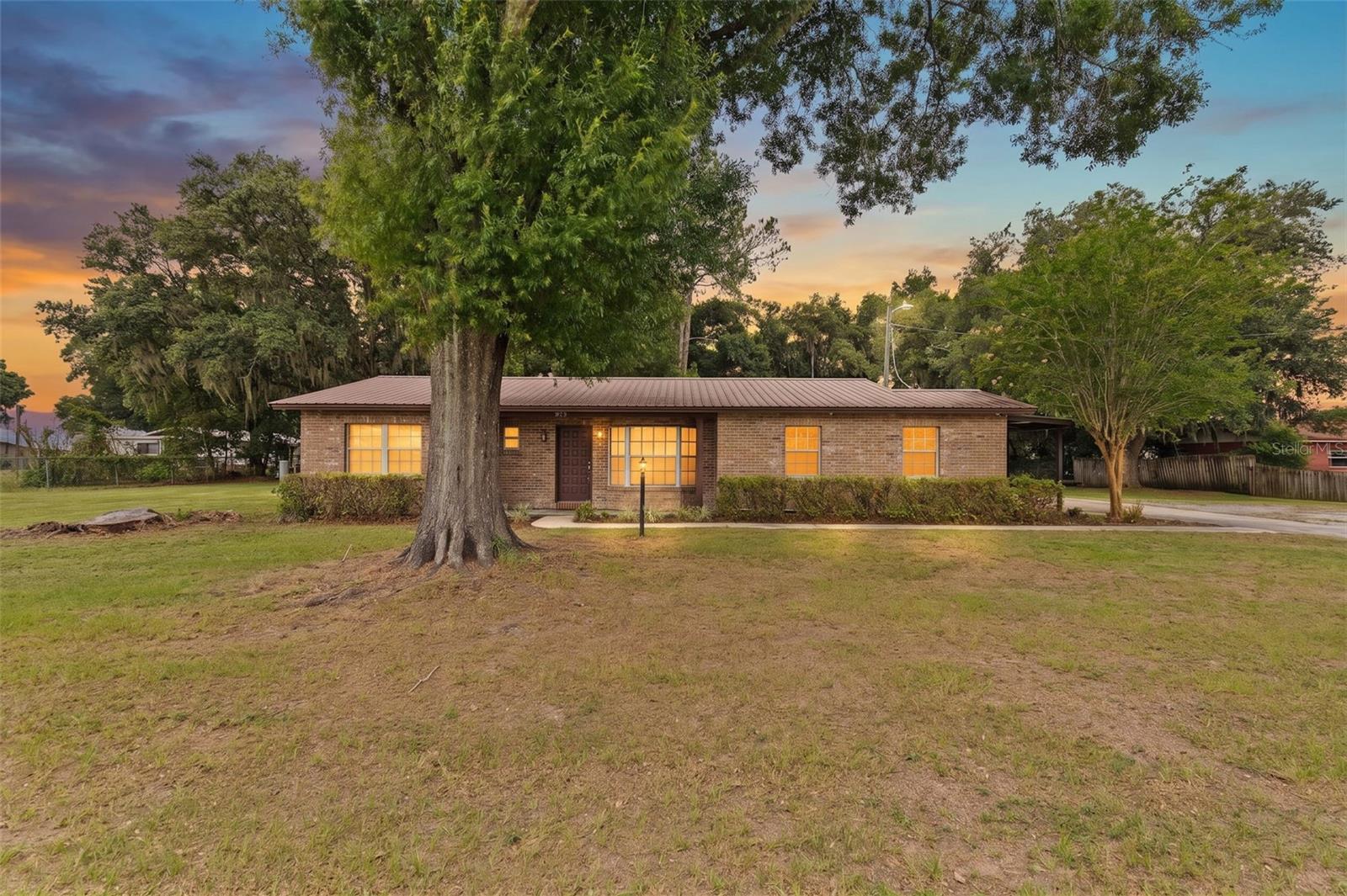 2803 E Trapnell Rd Property Photo 1
