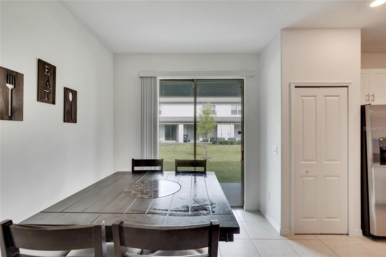 14444 Editors Note St Property Photo 15
