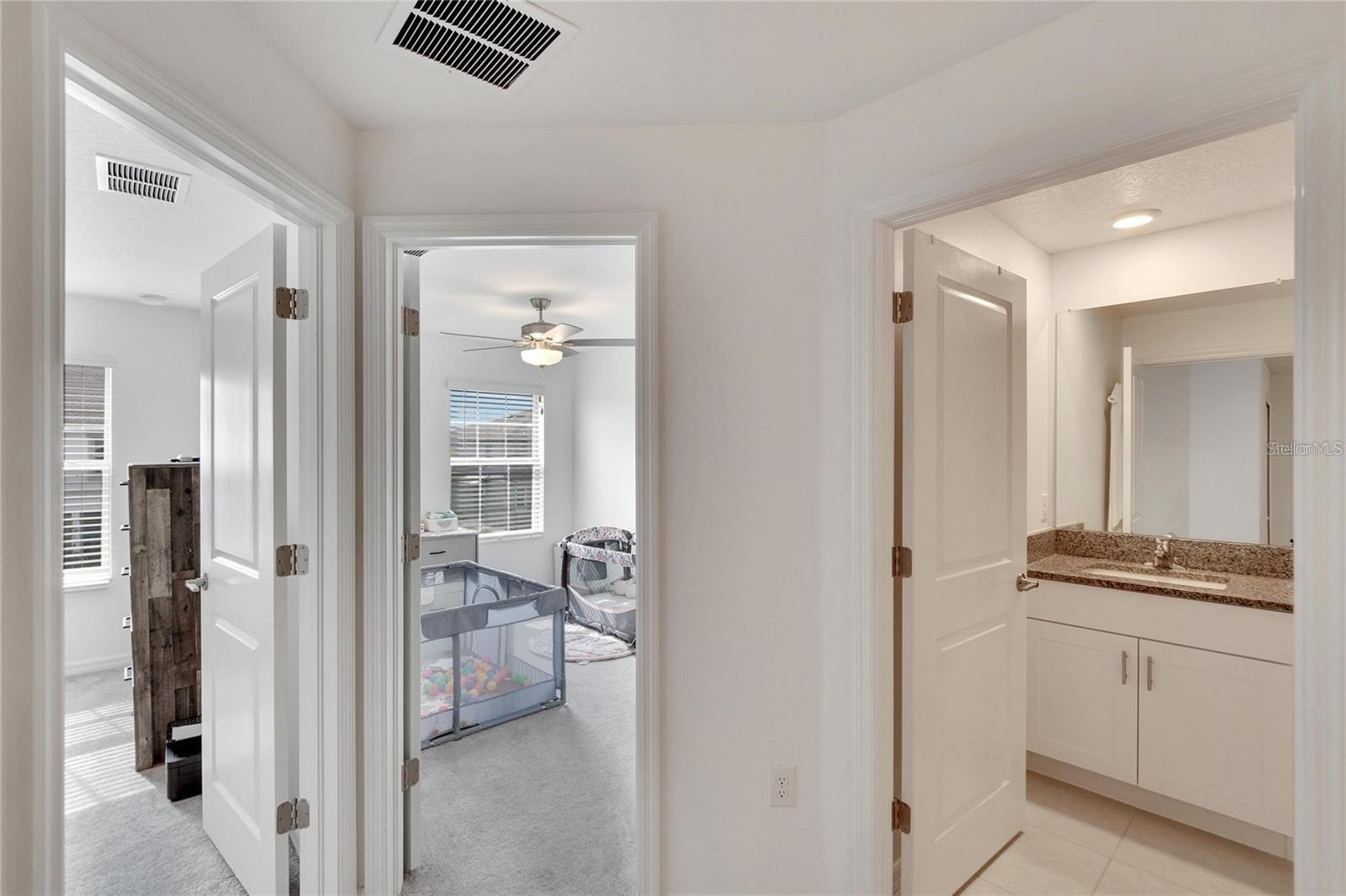 14444 Editors Note St Property Photo 26