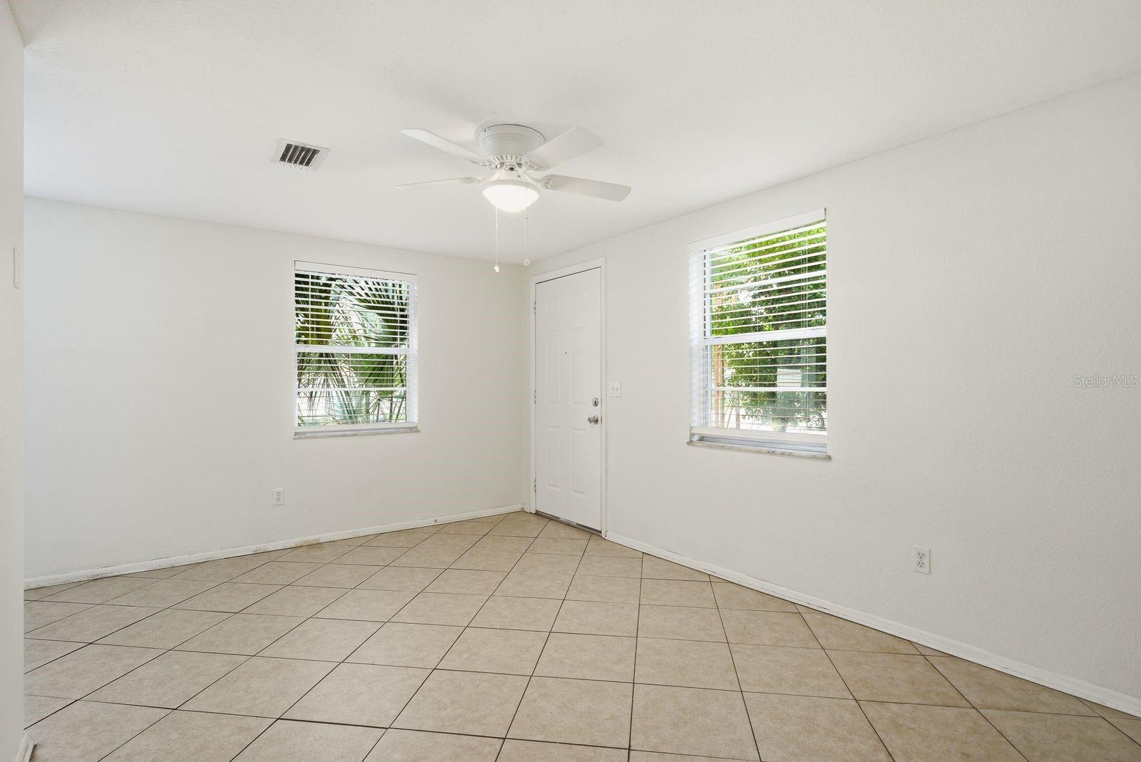 417 Milwaukee Ave Property Photo 6
