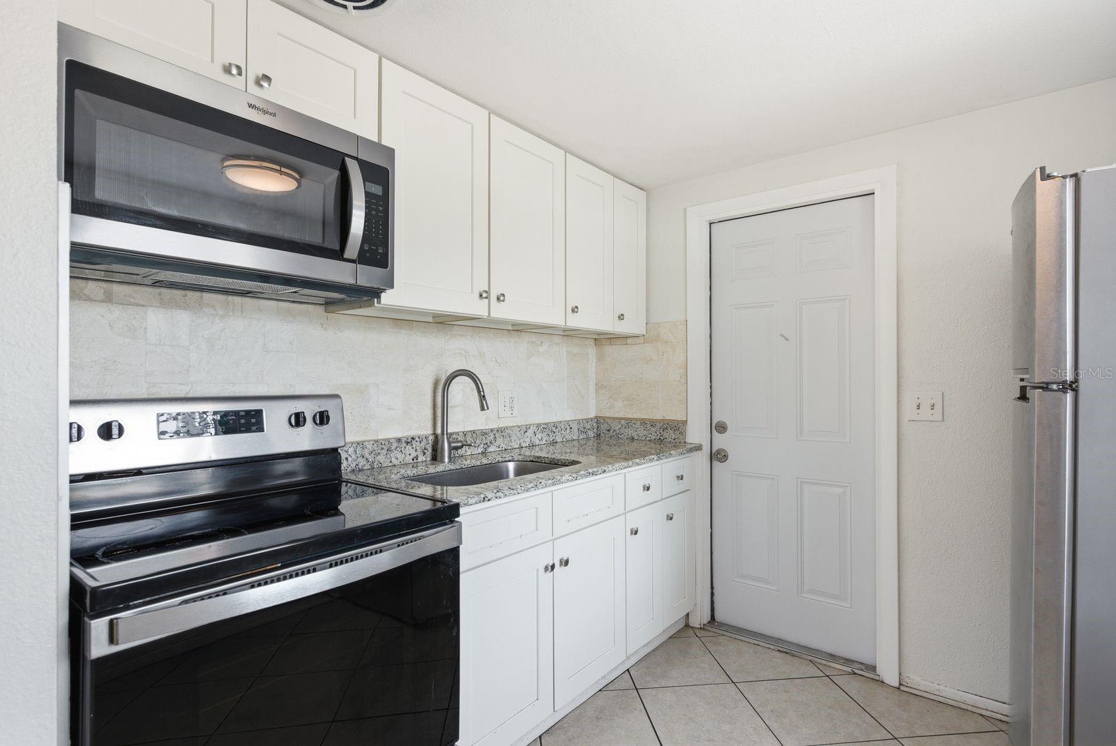 417 Milwaukee Ave Property Photo 10