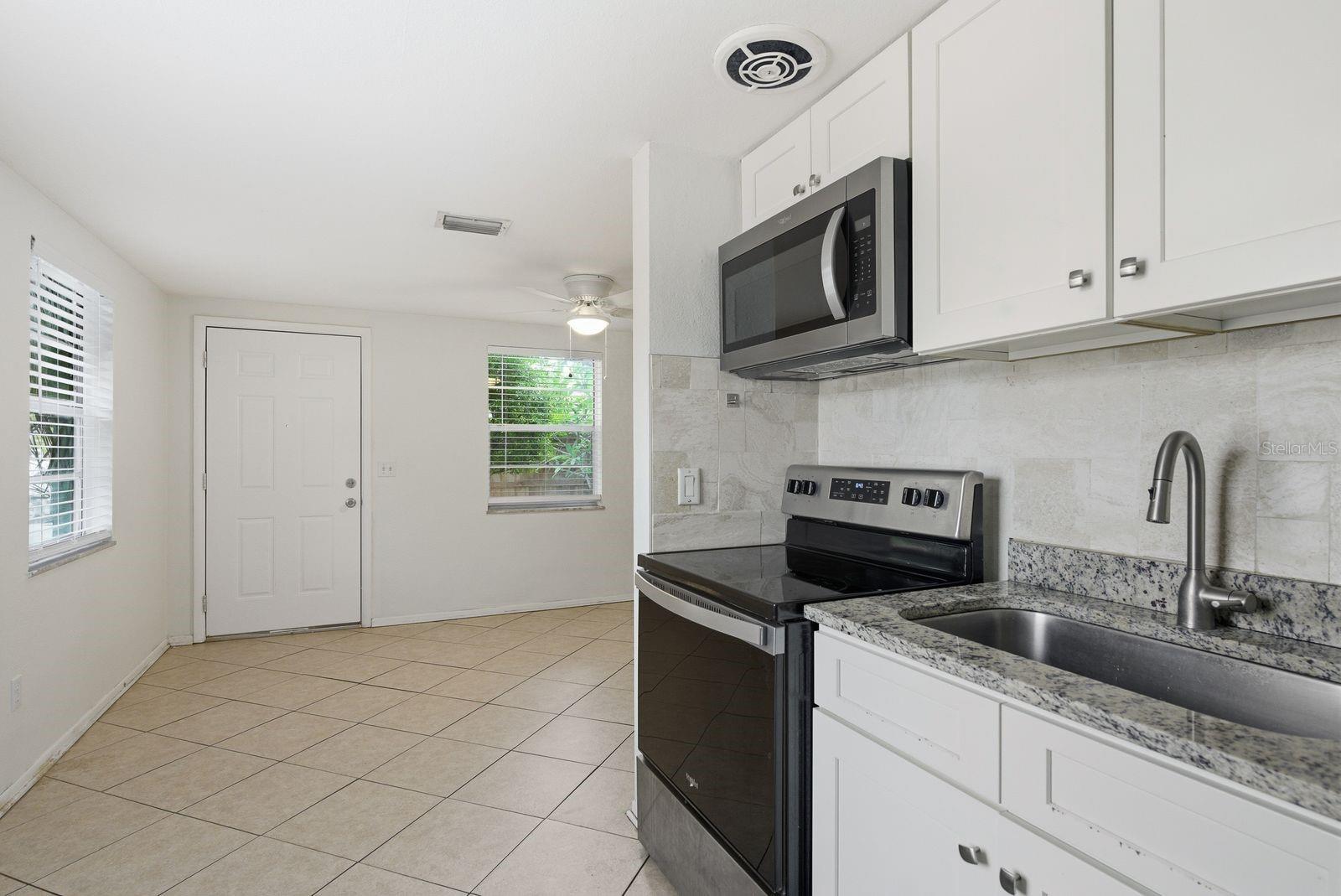417 Milwaukee Ave Property Photo 12