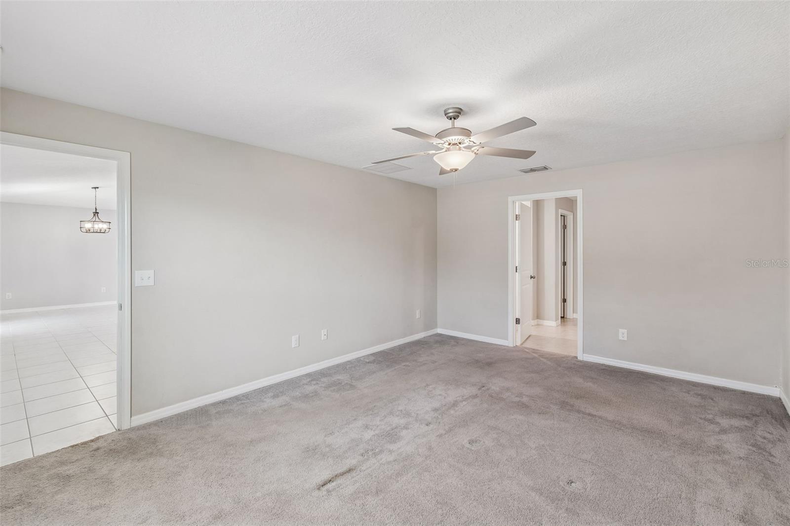 6388 Spider Lily Way Property Photo 14