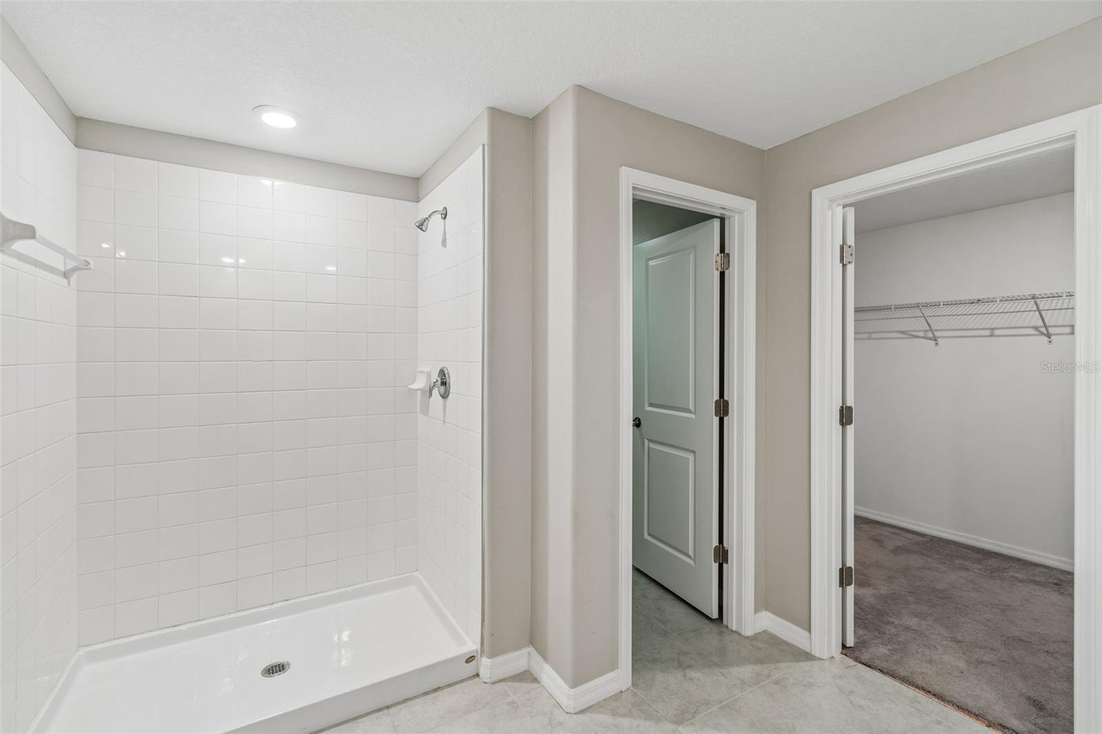 6388 Spider Lily Way Property Photo 18