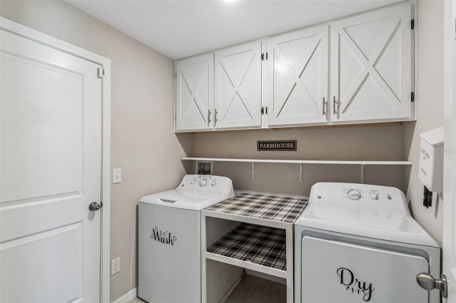 6388 Spider Lily Way Property Photo 19