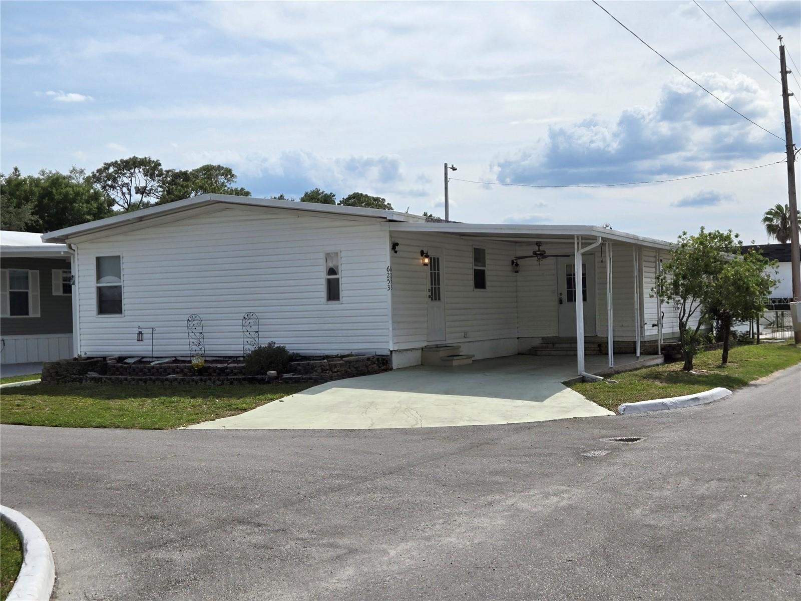 6253 Balmy Ln Property Photo