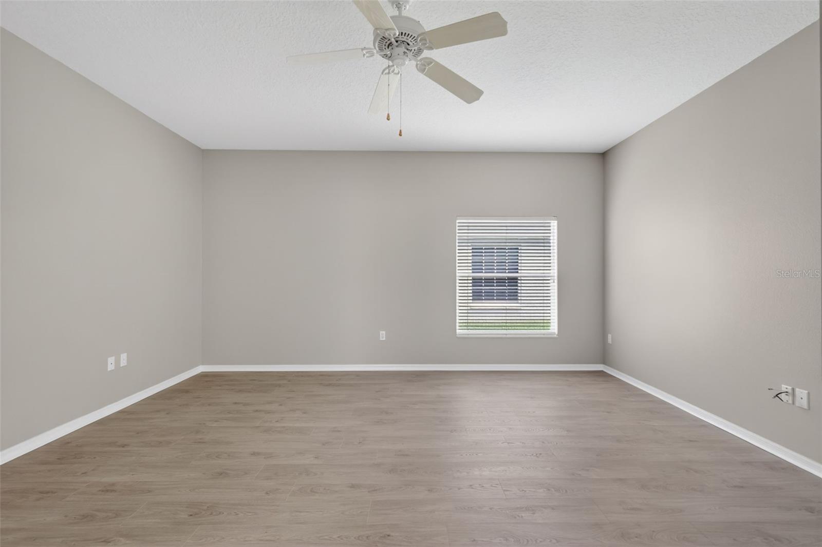 4856 Westchester Ct Property Photo 15