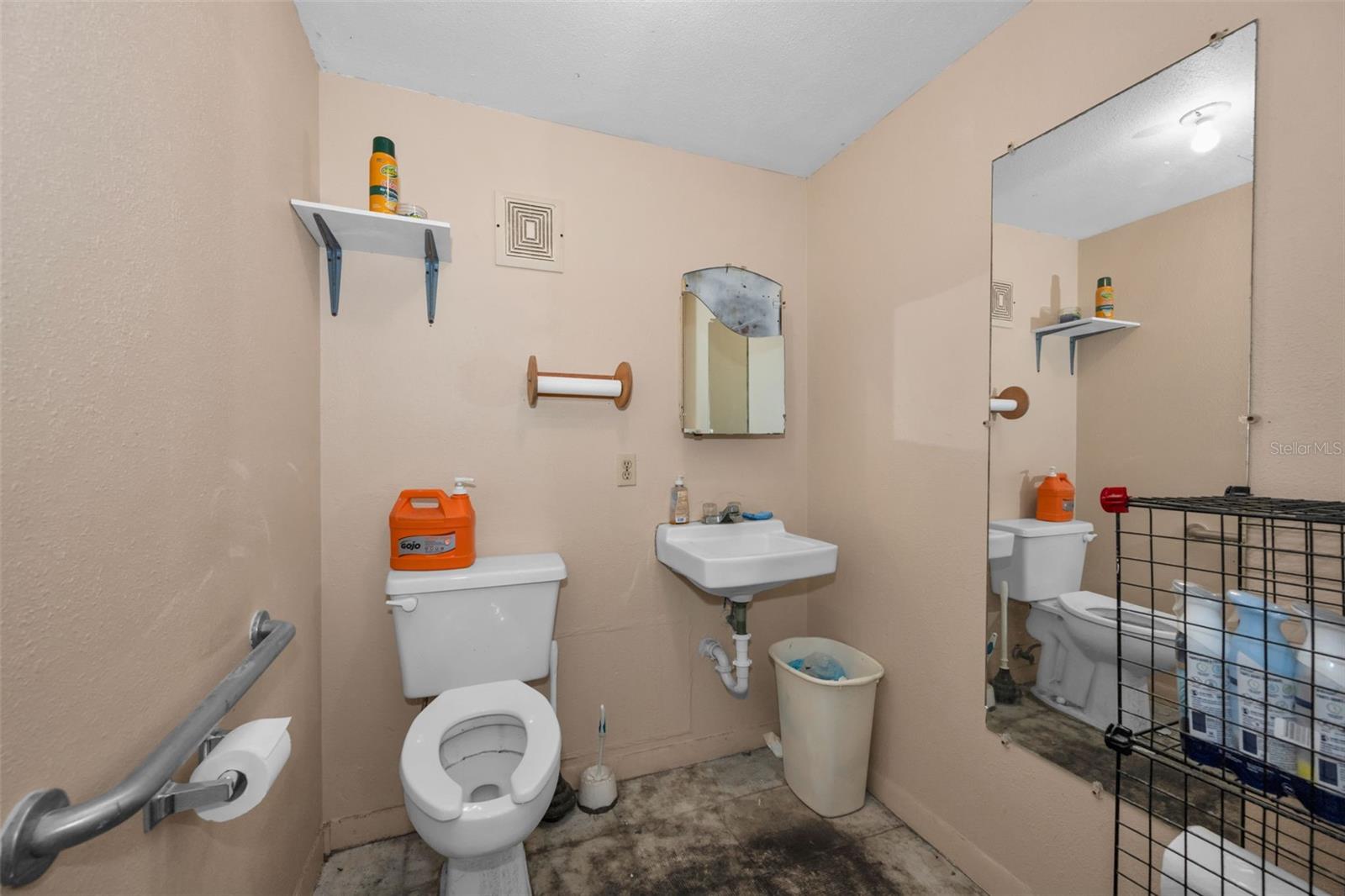 6581 Seminole Blvd Property Photo 30