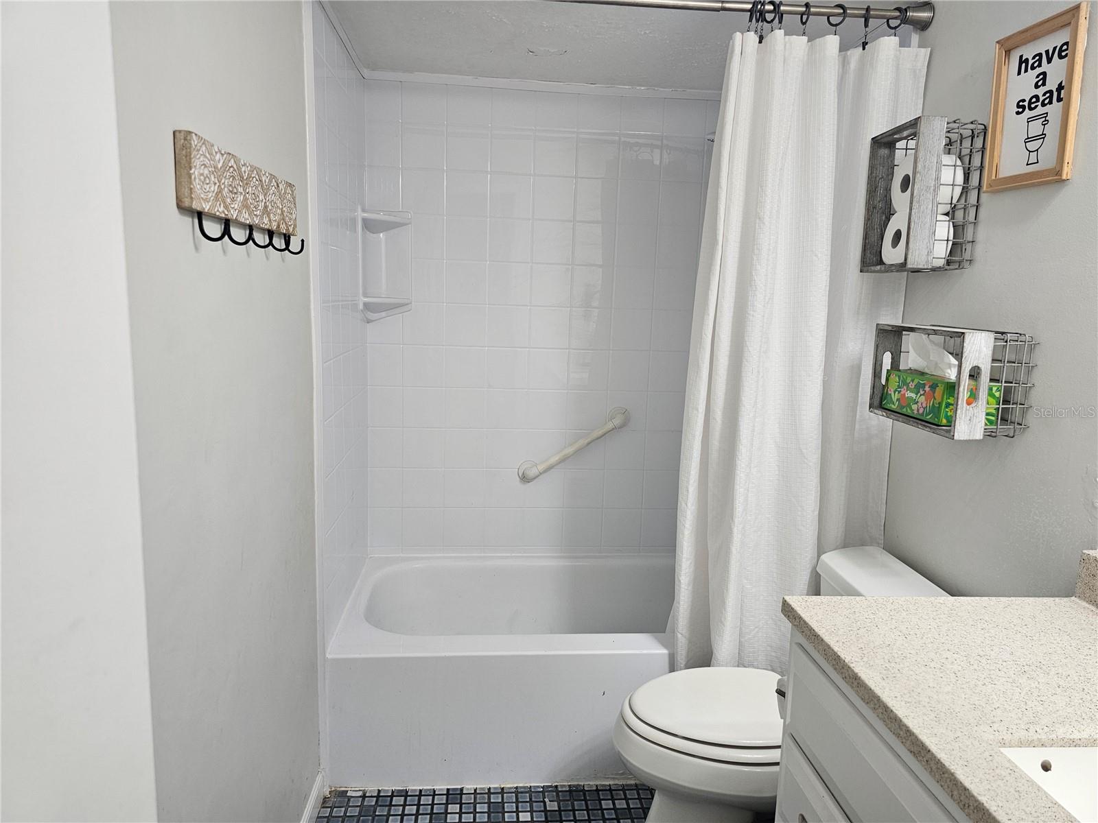 18322 Swan Lake Dr Property Photo 34