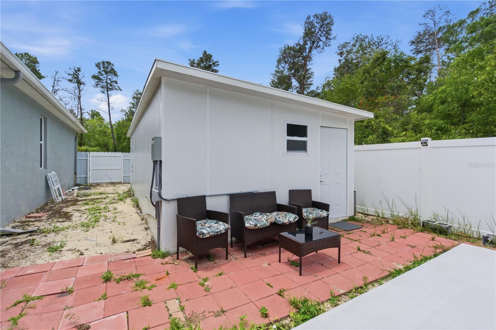 8424 Balm St Property Photo 55