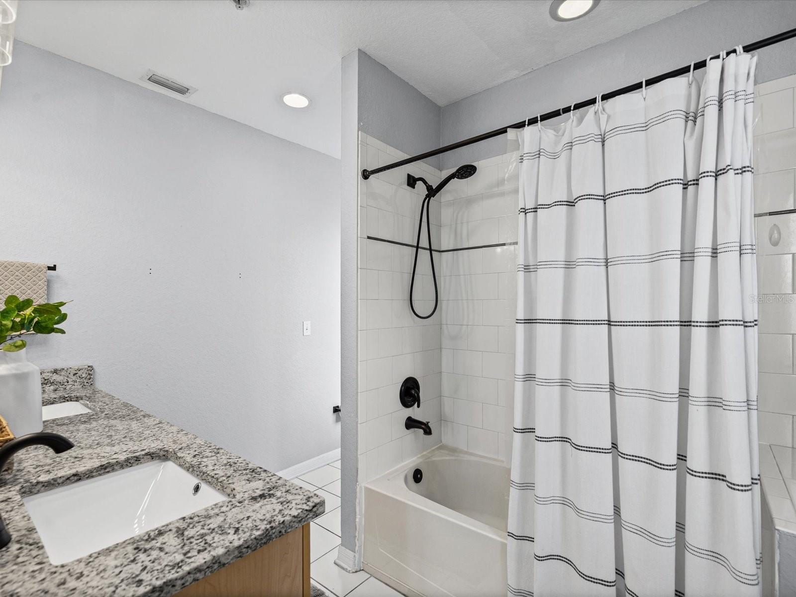 553 Lusara Ct Property Photo 20