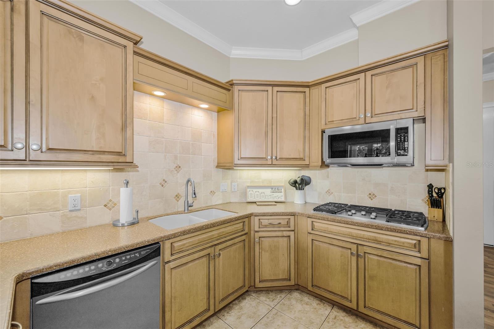 1888 Bugle Ln Property Photo 16