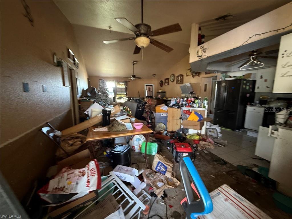 2317 Nw 30th Ter Property Photo 3