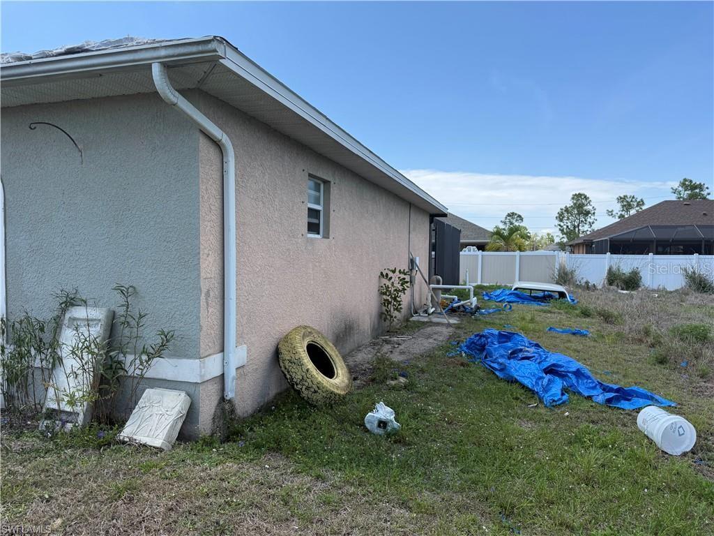 2317 Nw 30th Ter Property Photo 8