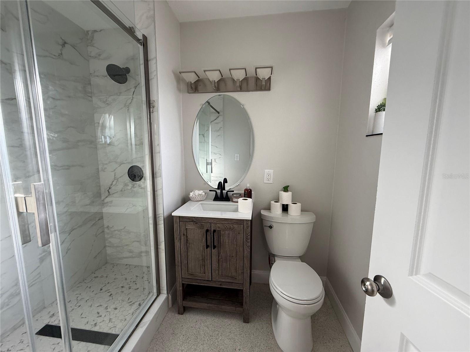 6407 1st Palm Pt Property Photo 19