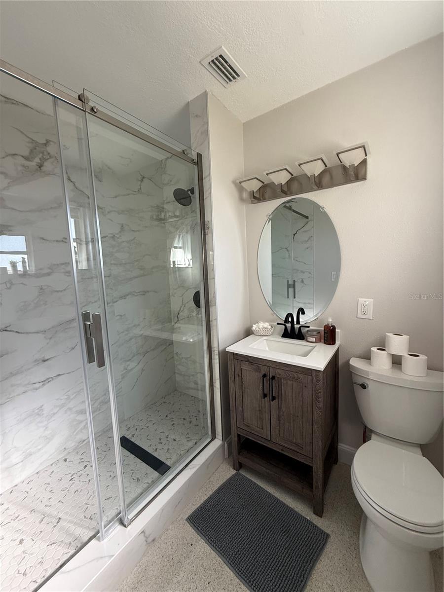 6407 1st Palm Pt Property Photo 20
