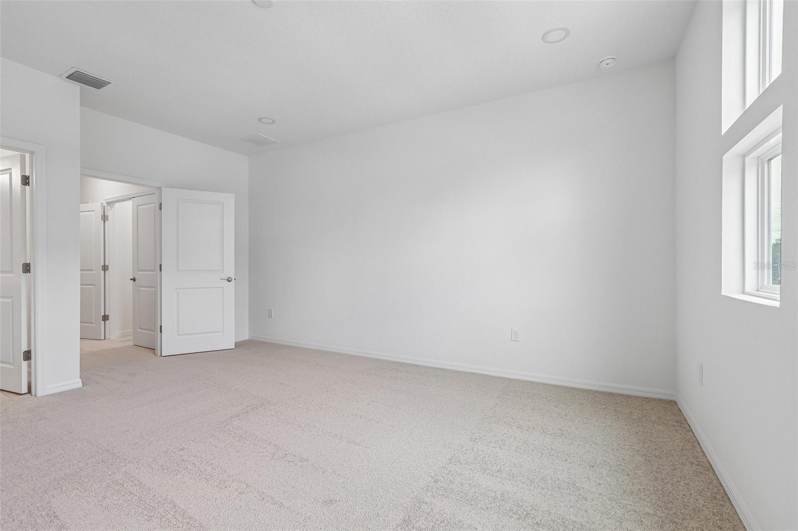 607 Silver Stream Ct Property Photo 26