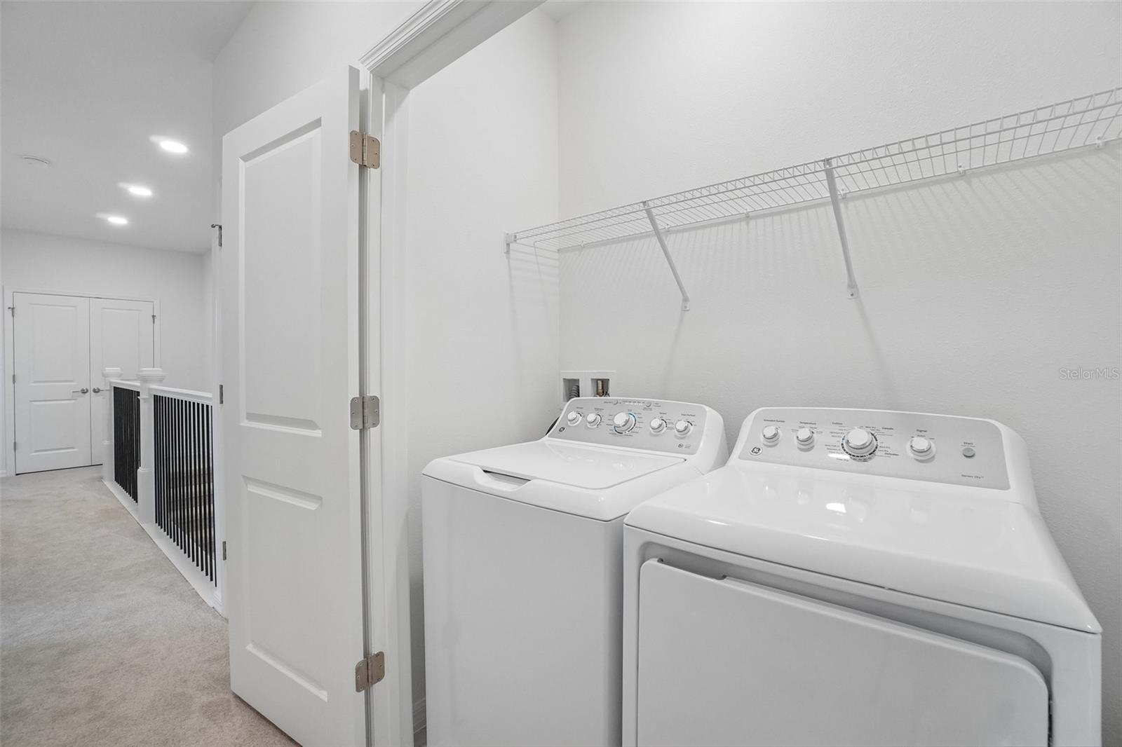 607 Silver Stream Ct Property Photo 32