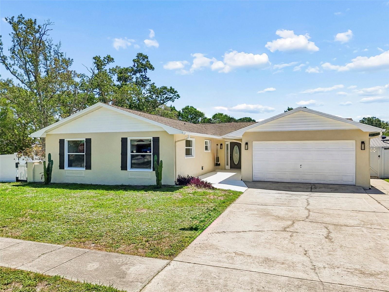 2959 Maple Ct Property Photo 5