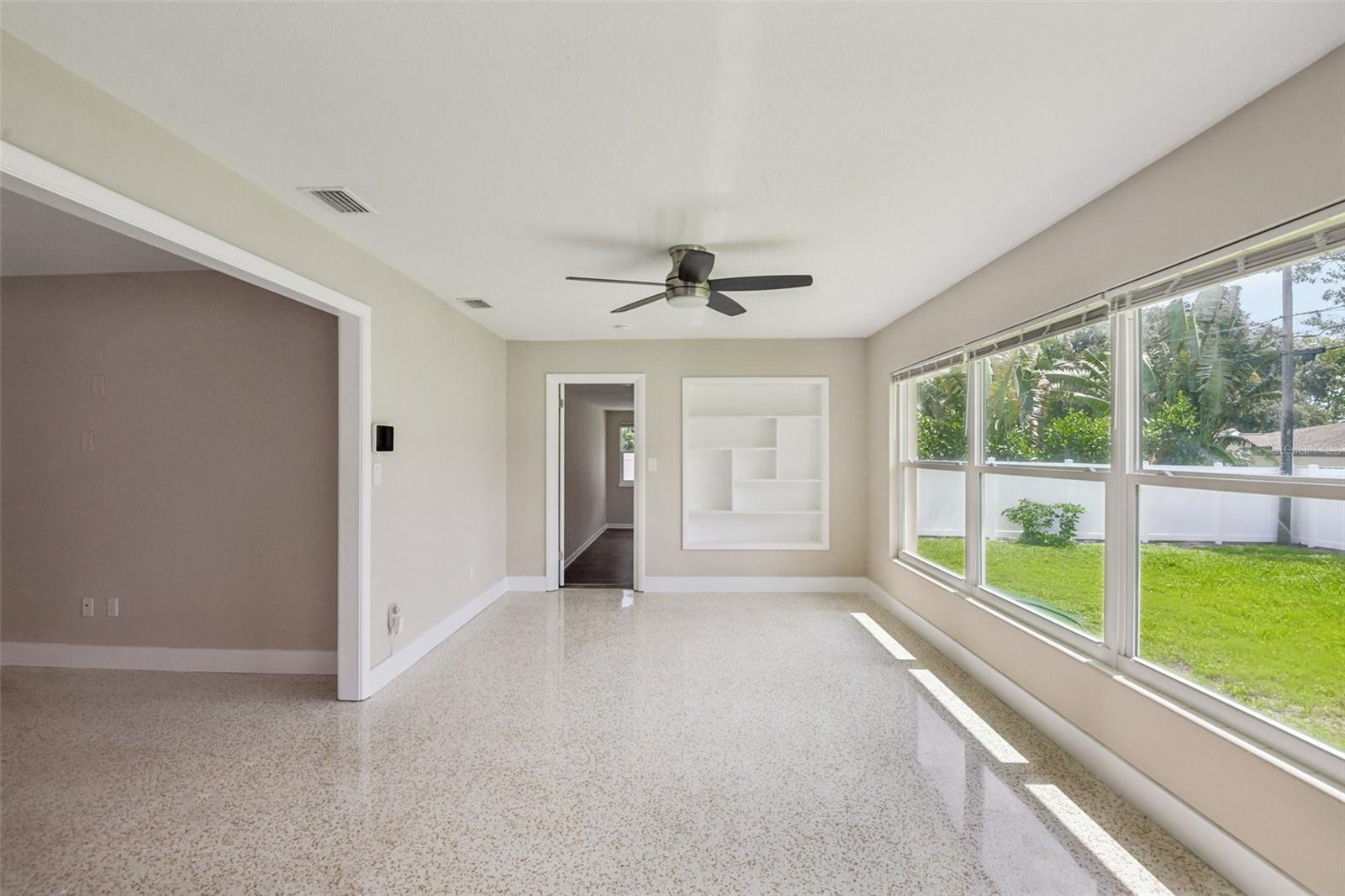 563 Eastview Rd Property Photo 16
