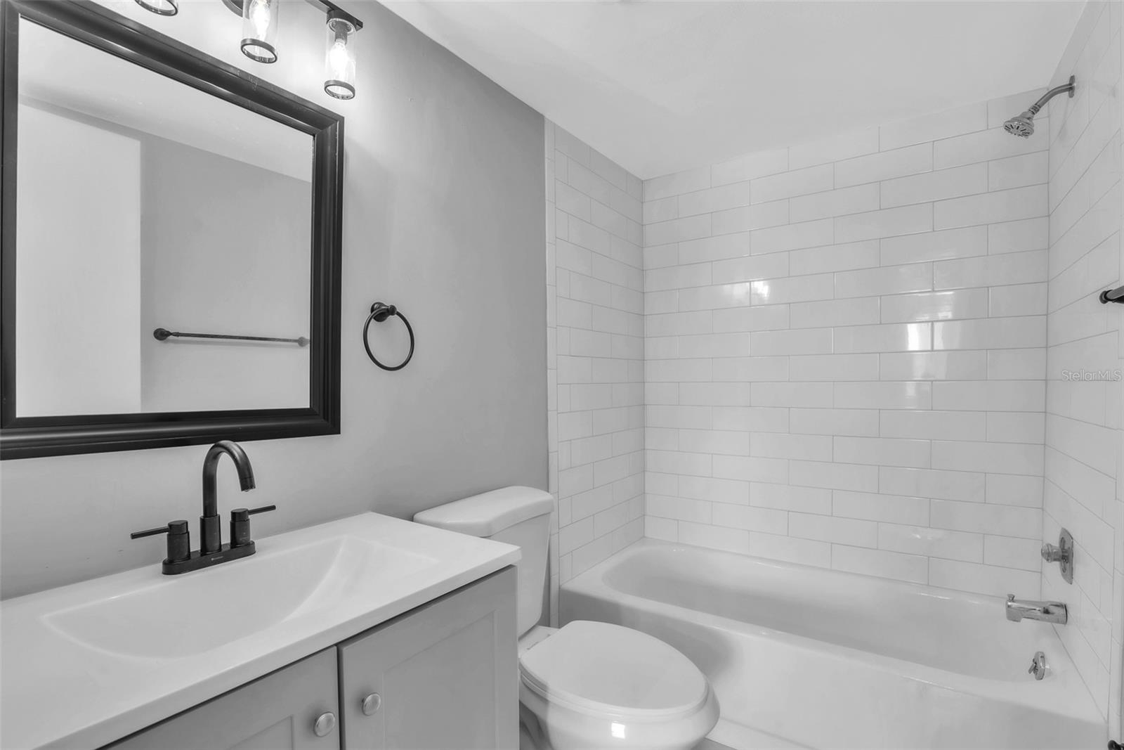 3281 Beneva Rd #202 Property Photo 17
