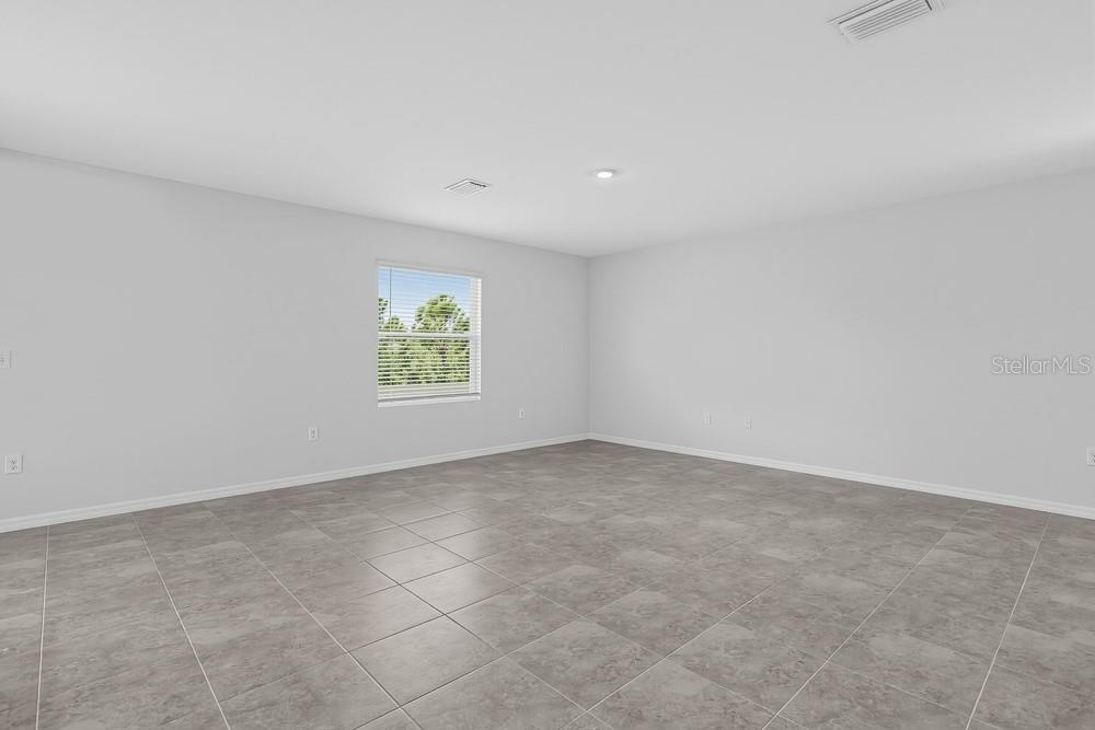 6523 Equinox Ln Property Photo 3